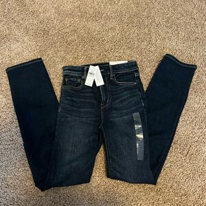 American Eagle Slim Straight Dark Wash Jeans